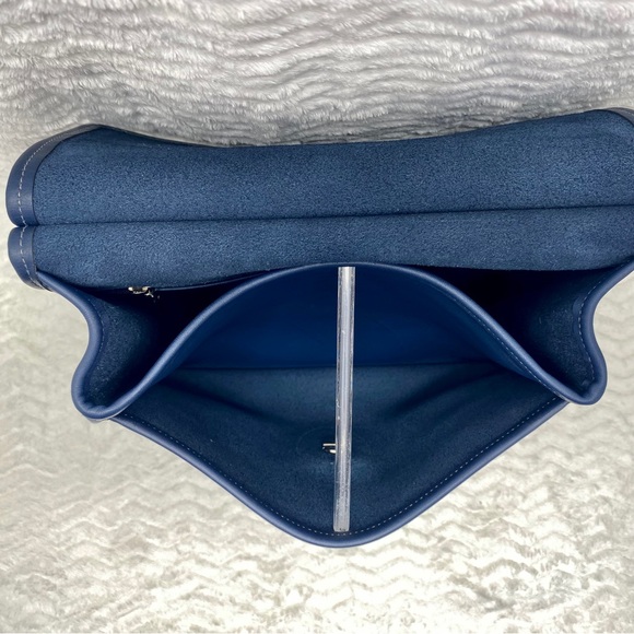 Coach Willis bag in royal blue with nickel hardware - Picture 9 of 15